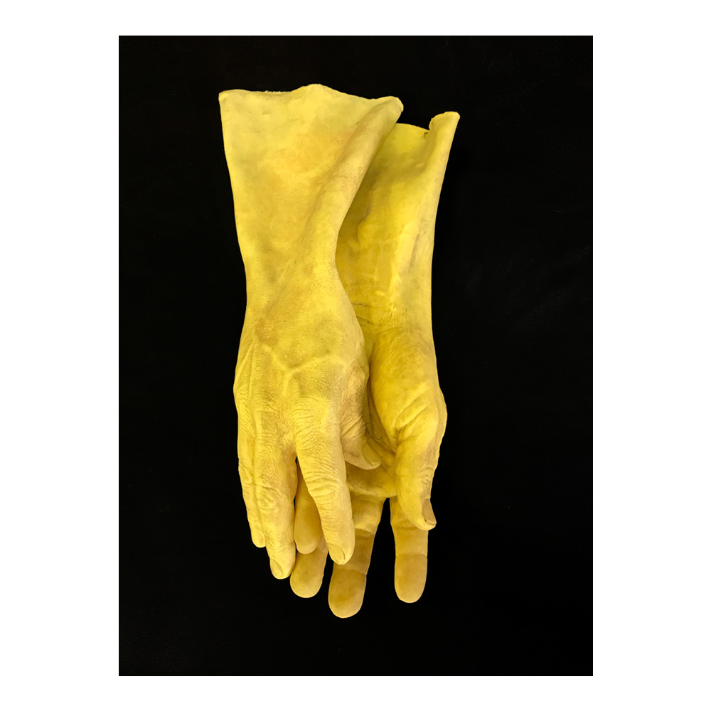 Christian Haake – Gloves – 2017 – gefärbtes Silikon